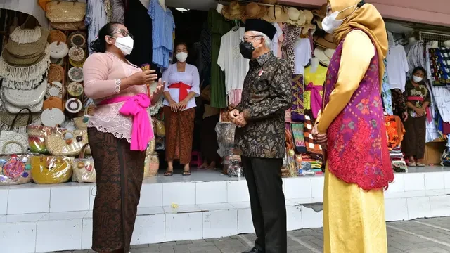 Mengunjungi Pasar Seni Guwang, Surganya Pencinta Kerajinan Khas Bali