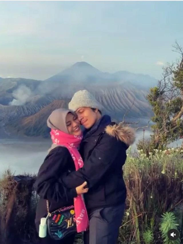 Aurel Hermansyah - Atta Halilintar Dikritik Gara-Gara Pamer Bunga Edelweis, Anang dan Asha...