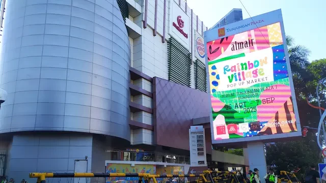 Situasi Surabaya Belum Pulih Usai Demo Ricuh, Mal Tunjungan Plaza Tutup