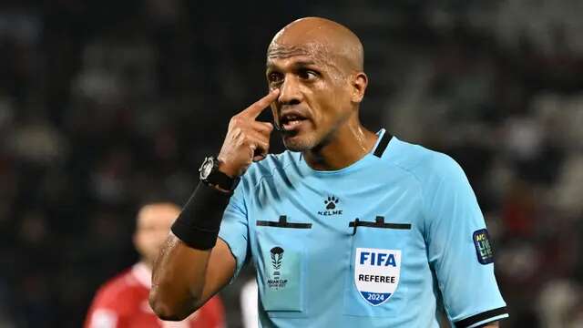 3 Wasit Kontroversial yang 'Membuat' Timnas Indonesia Tumbang di 2024: Terbaru Ahmed Al Ka...