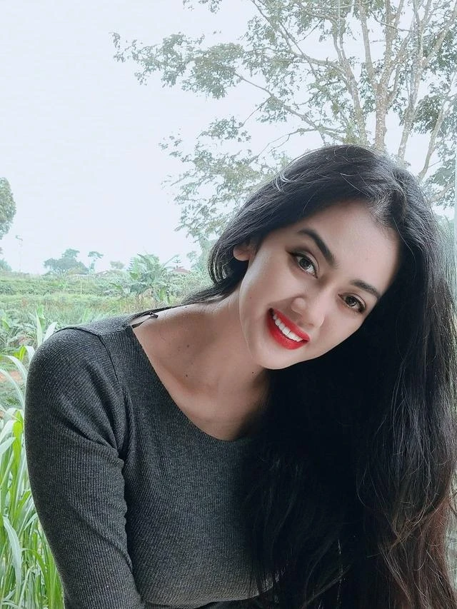 Adik Julia Perez, Nia Anggia Digugat Cerai