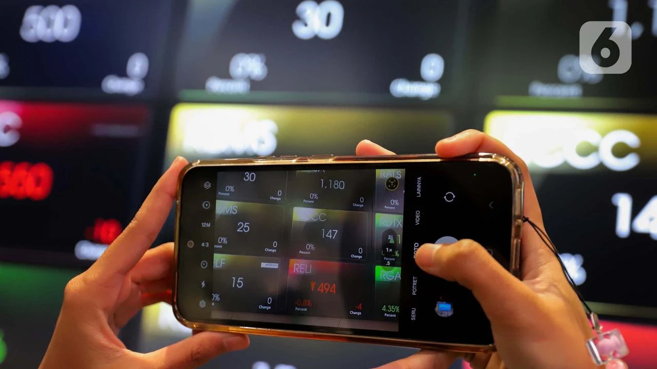 IHSG Hari Ini 7 November 2025 Sentuh Rekor Tertinggi di 8.394, Saham CHEM Melesat