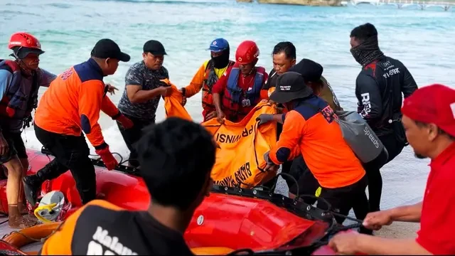 Kabar Duka dari Jatim, 3 Santri Ditemukan Tewas di Pantai Balekambang Malang