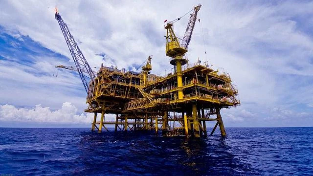 Bahlil Lahadalia Akui Tekan KKKS Buat Kerek Produksi Minyak Bumi