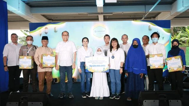 Jelang Idul Fitri 2023, FIFGroup Berbagi Rezeki untuk Anak Yatim dan Janda Dhuafa