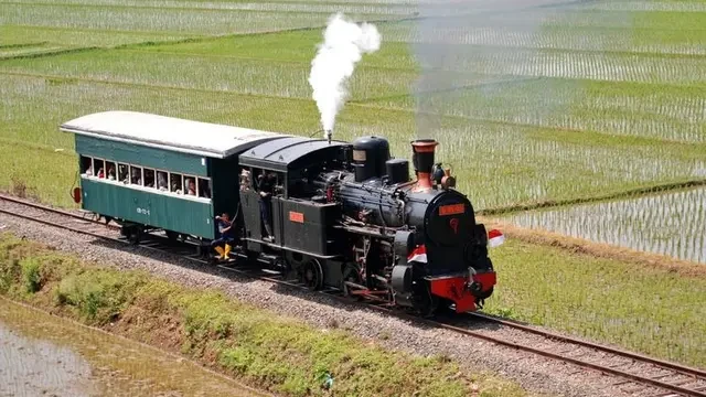 Simak Jadwal Kereta Uap Wisata KA Baru Klinthing