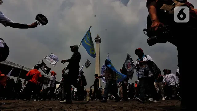 Curhat Serikat Buruh: Banyak Ritel Tak Bayar Uang Lembur
