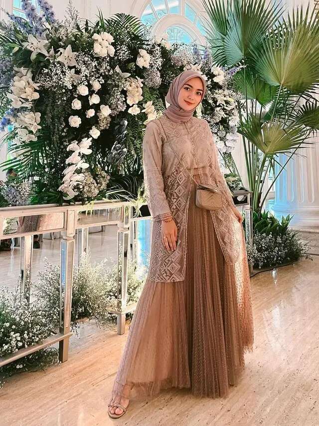 Model Baju Kondangan Simple Elegan, Bisa Jadi Inspirasi Gaya