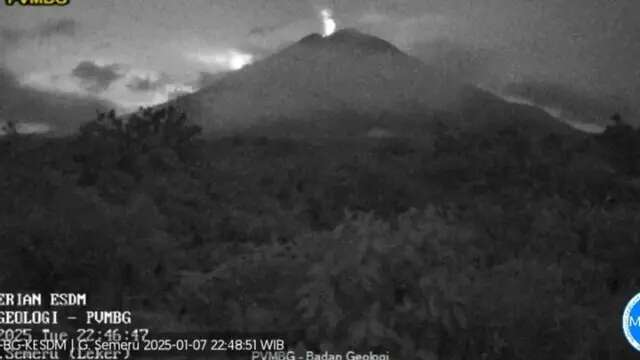 Gunung Semeru Kembali Erupsi, Tinggi Letusan Capai 600 Meter