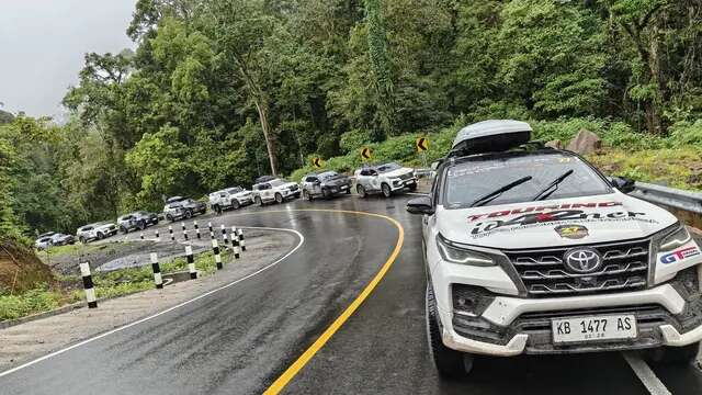 Touring ID42NER Diwarnai Penanaman Pohon hingga Track Day di Sirkuit Mandalika