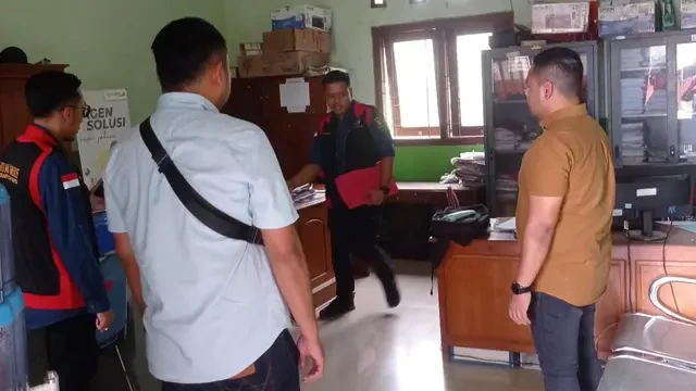 Tercium Bau Korupsi Dana HIPPA, Kejari Tuban Geledah 2 Kantor Desa