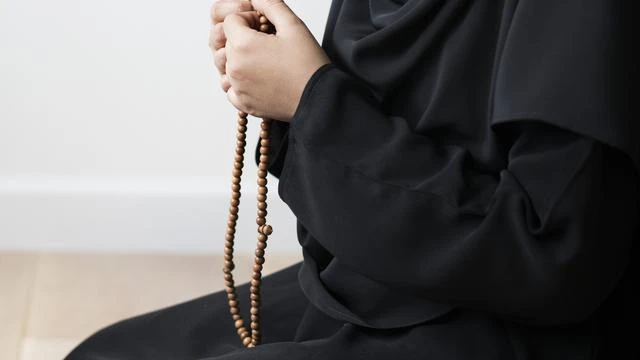 Bacaan Zikir Pagi dan Petang sesuai Sunah, Ketahui Keutamaan dan Manfaatnya bagi Kehidupan