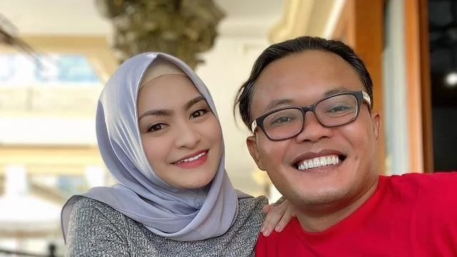 Sule Berkaca-kaca Lihat Nathalie Holscher Terus Menangis Saat Periksa Kehamilan