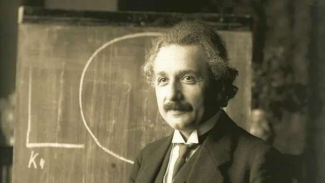 Penjelasan Teori Relativitas Einstein soal Waktu