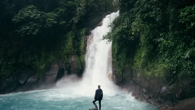 Tren Pariwisata Hijau Menguat, Gen Z dan Milenial Kian Soroti Isu Lingkungan dan Keberlanj...
