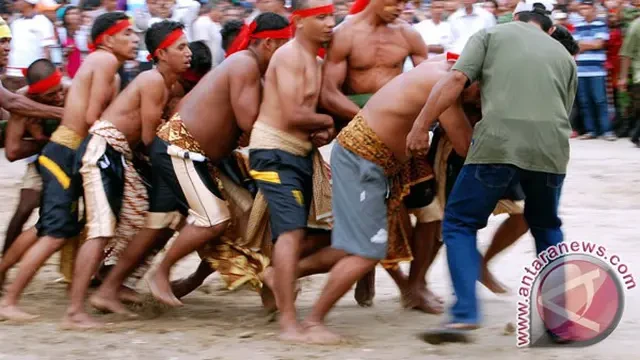Bambu Gila, Kesenian Bernuansa Mistis di Maluku