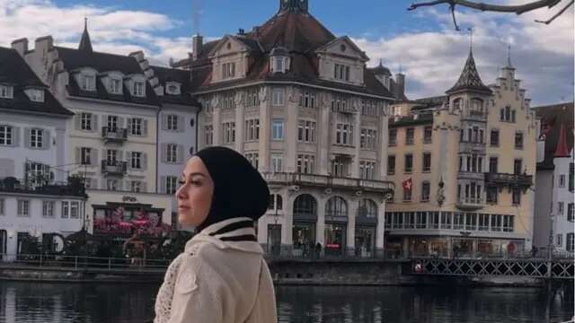 7 Potret Liburan Nina Zatulini Menjelajahi Swiss, Pemandangan Gunung dan Salju Bikin Takju...