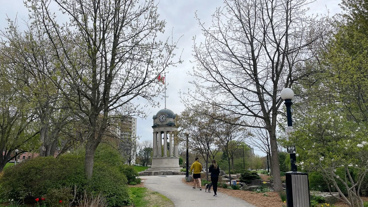 Sunny and warm temperatures (and of course some rain) expected this weekend in Waterloo region