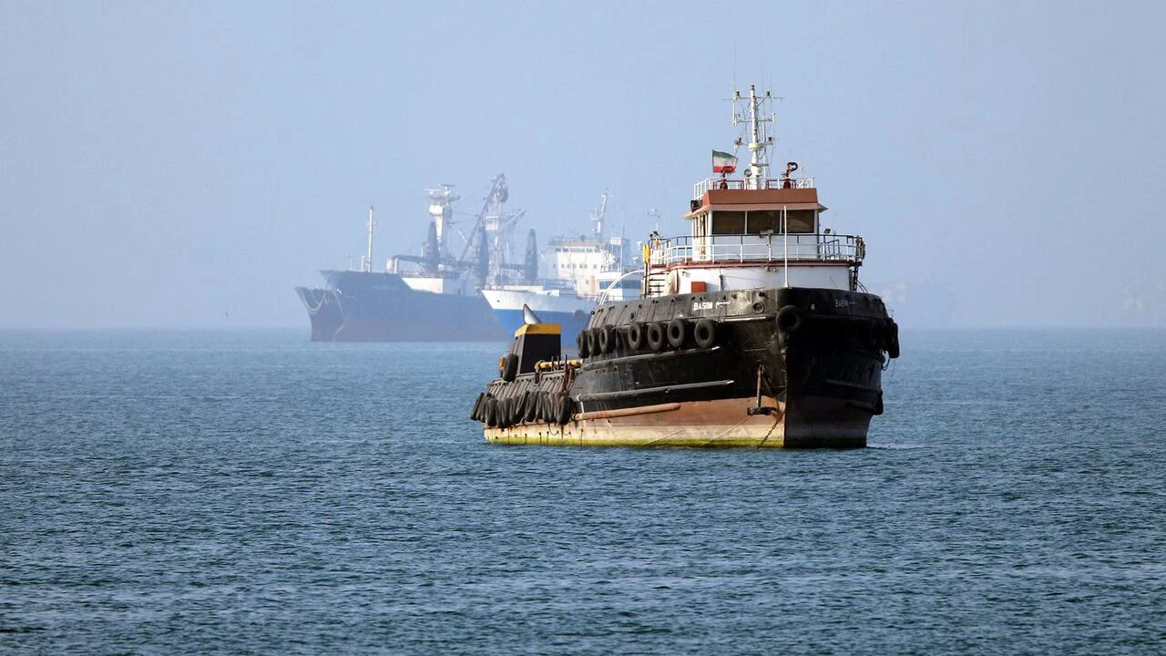 U.S., Iran exchange fire in Strait of Hormuz