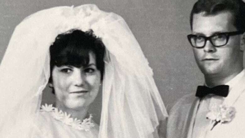 They got married 56 years ago. Until now, they'd never seen their wedding photos