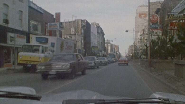 Take a spin around 1975 downtown London in this rare footage from CBC's archives