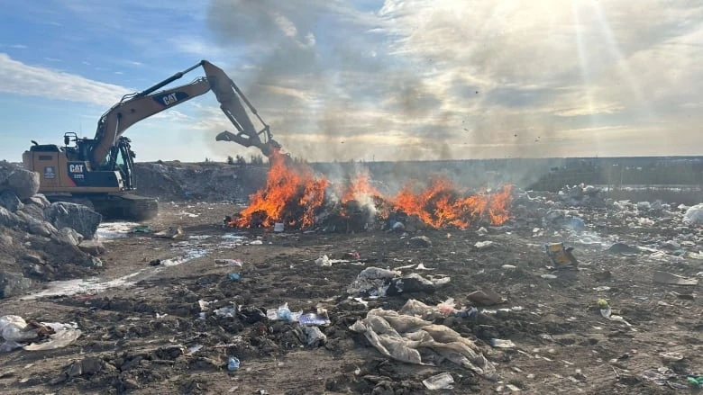 Fire at Yellowknife landfill likely caused by wrongly tossed electronics
