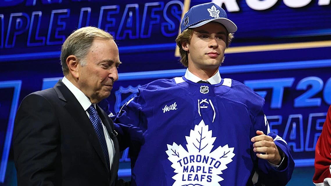 Maple Leafs make forward Gavin McKenna first pick of NHL draft