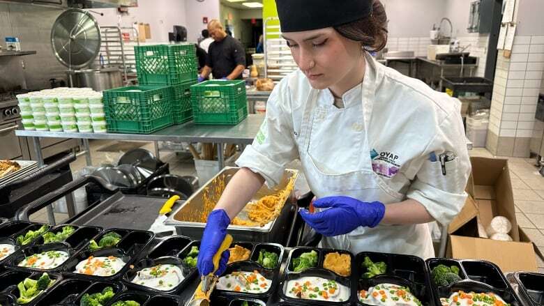 These students are learning new skills while feeding those in need