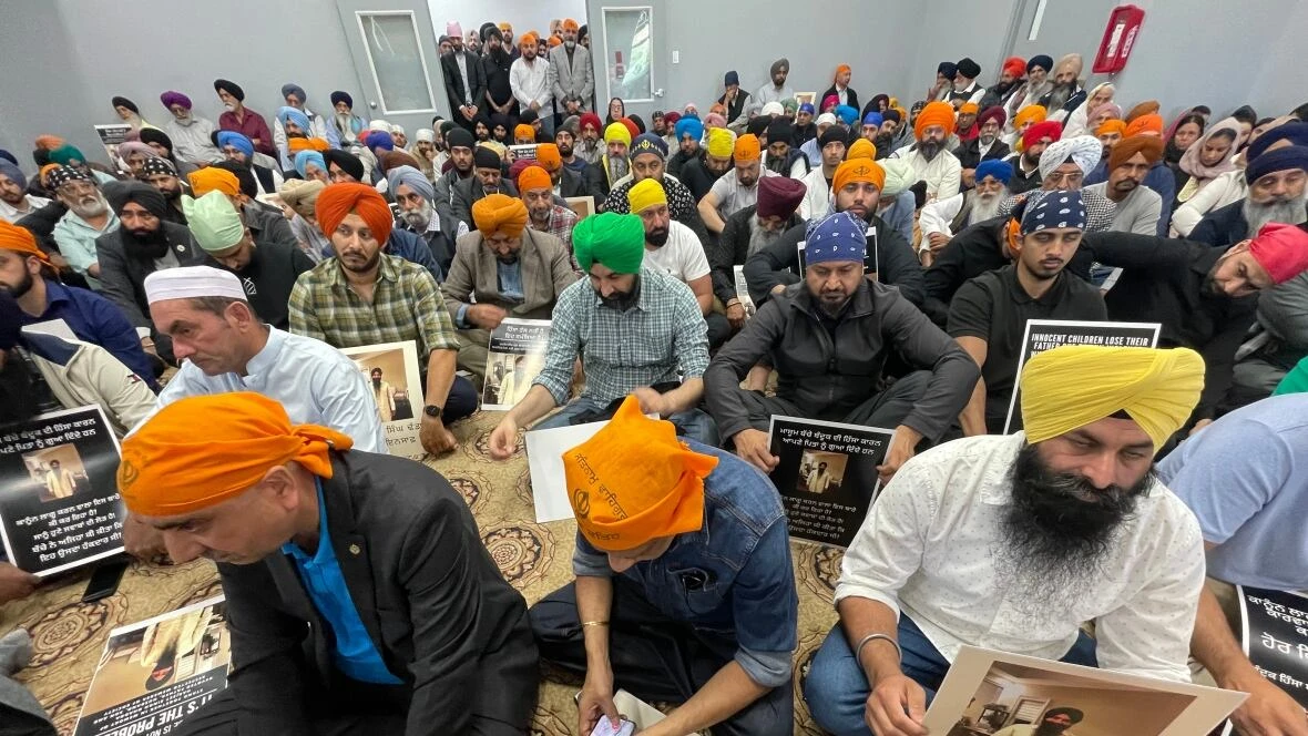 Community members pack meeting to talk about safety following killing of Brampton man