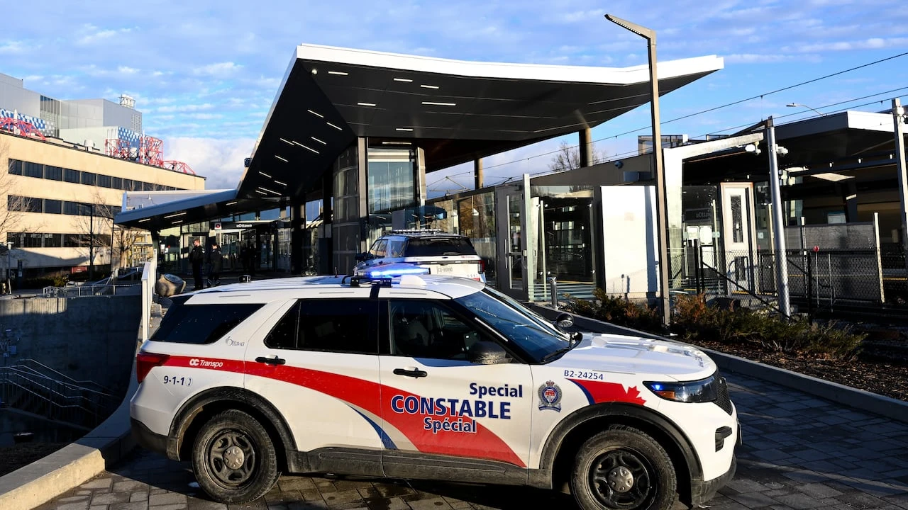 'Full review' underway into last week's U of O lockdown