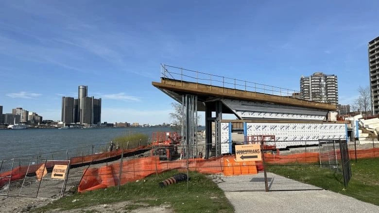 Lawsuit against City of Windsor adds further controversy on streetcar project
