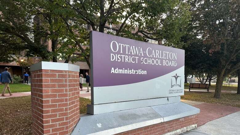 Ottawa police assign youth officers to city's school districts