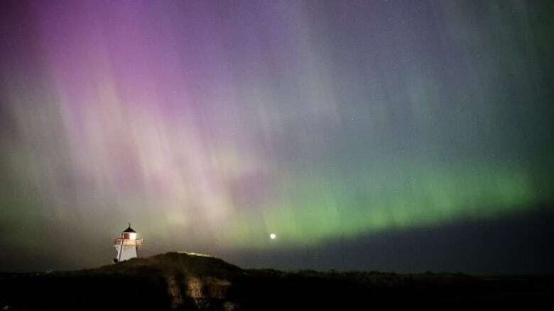 Northern lights provide spectacular show over P.E.I.