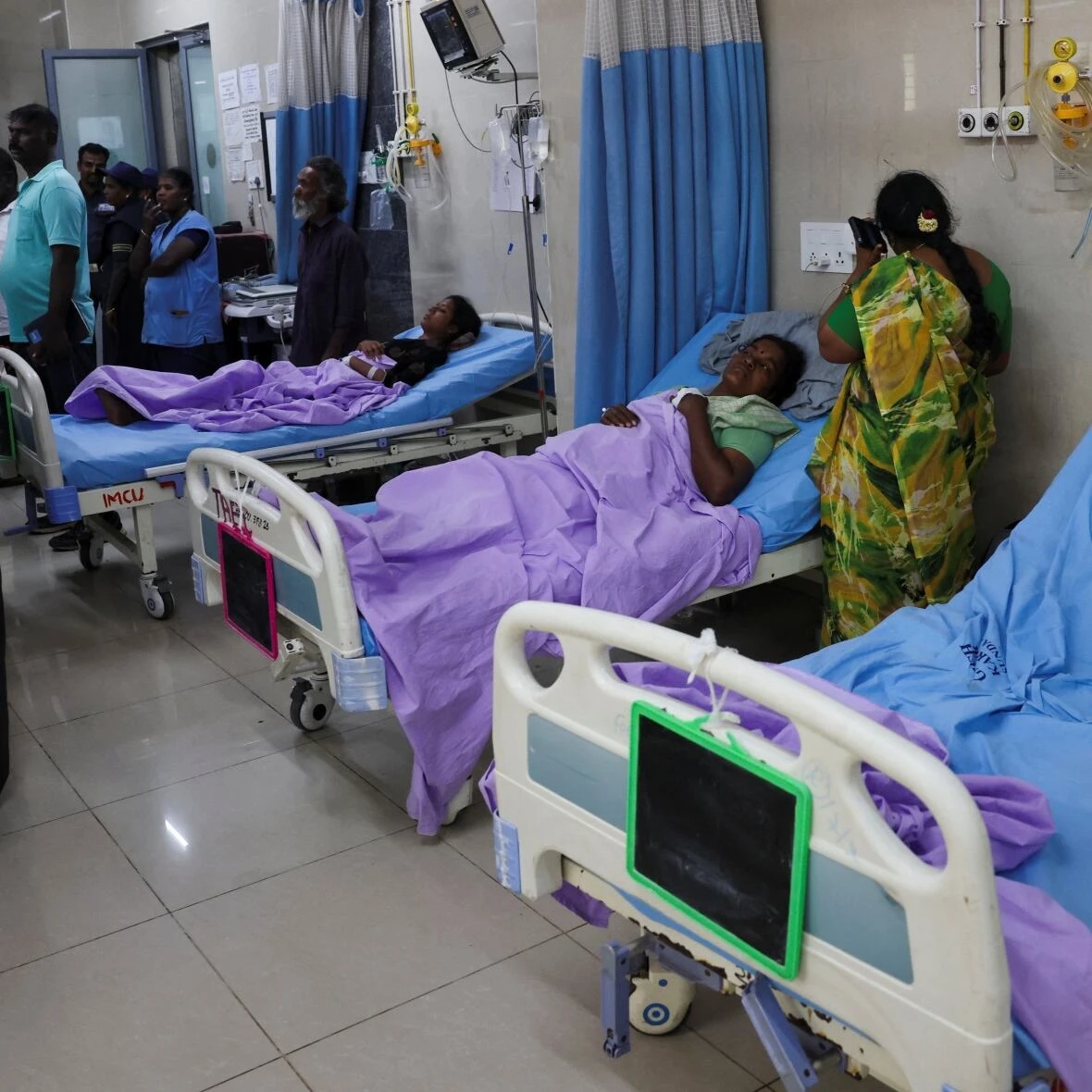 40 dead, 124 injured following political rally stampede in India