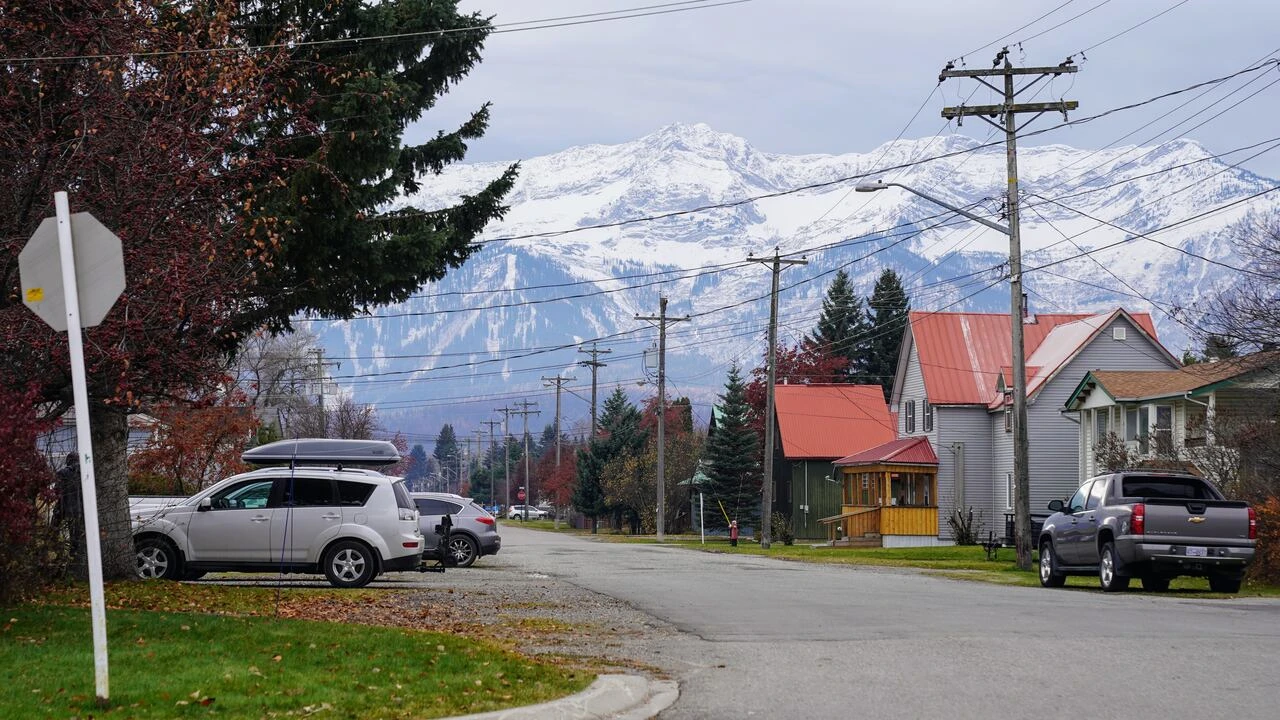 Fernie fined after untreated wastewater released into Elk River, elevating E. coli risk