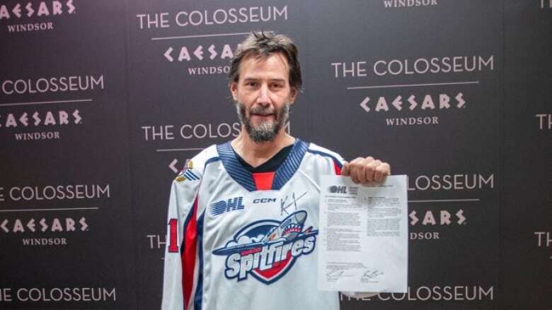 Keanu Reeves signs 1-day contract with OHL team to help raise money for mental health