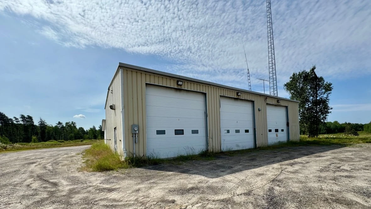 City of Sudbury says fire response times improved after Beaver Lake hall closed, residents push back