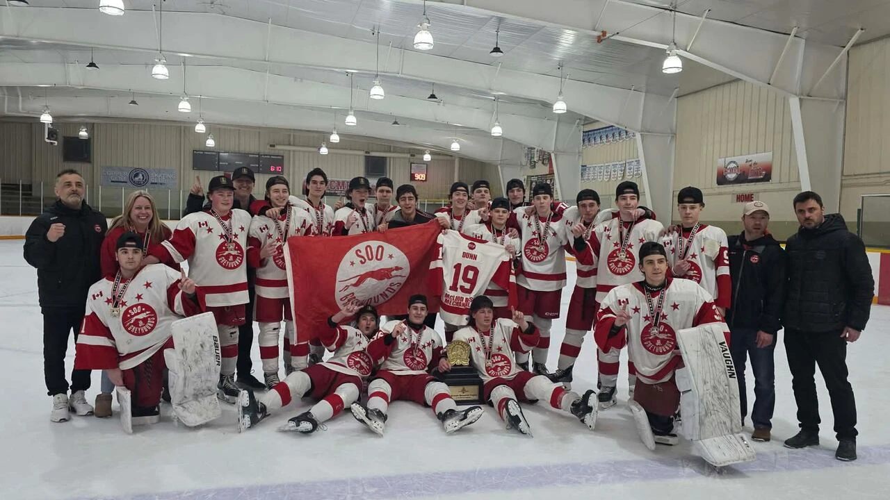 Soo Jr. Greyhounds advance to provincials, survive messy dressing room controversy
