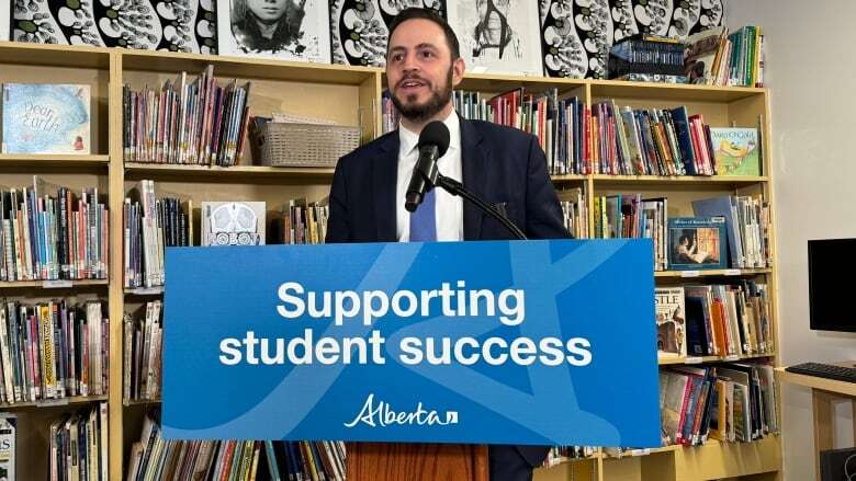 Alberta government to build 6 schools in Calgary area, 5 in Edmonton