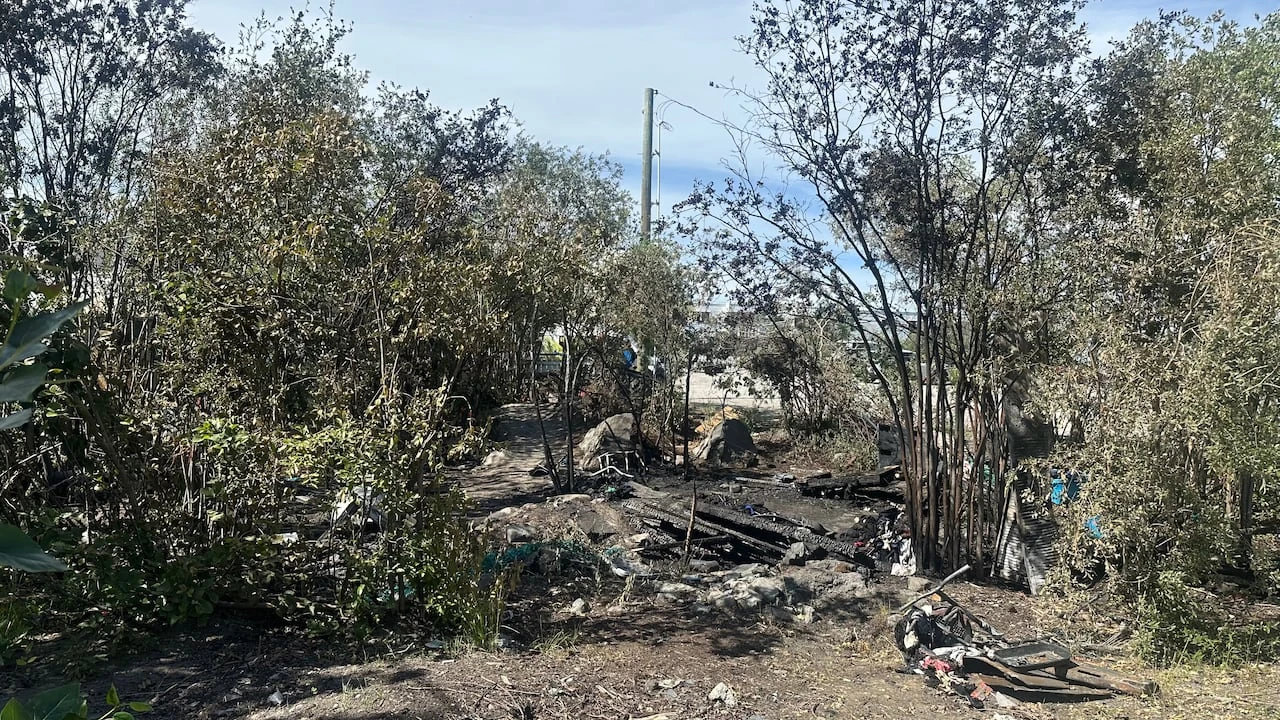 No one injured in Yellowknife tent fire, city says
