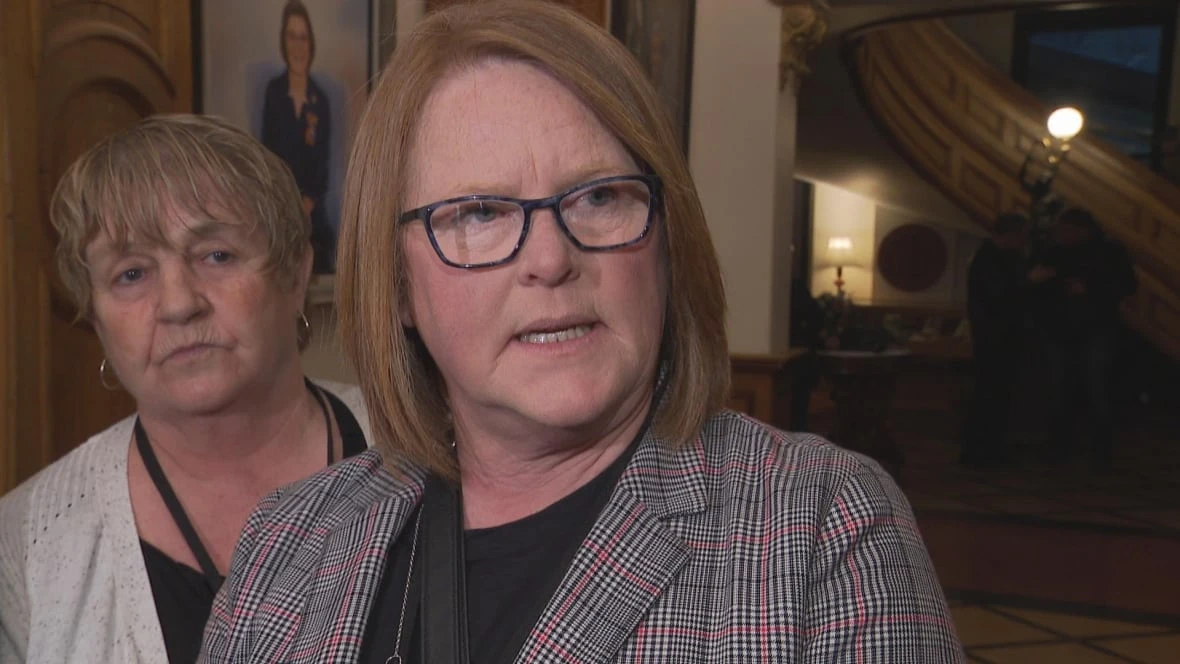 New contract signed for 4,500 N.B. nursing home workers