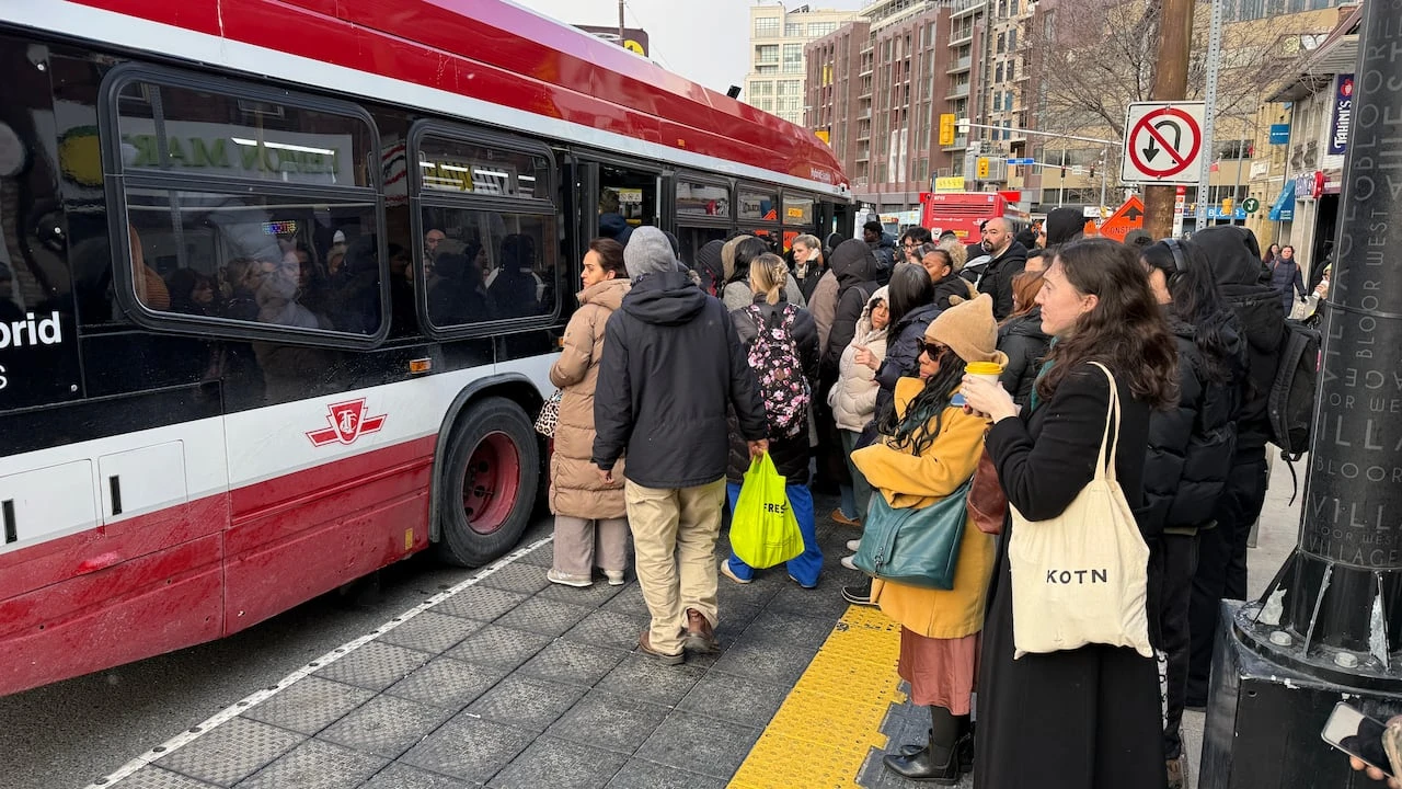 Oil spill disrupts stretch of Line 2 subway service: TTC
