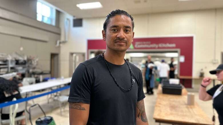 He spent 5 months getting a shelter bed but was kicked out due to 'overflow.' He's one of hundreds in Peel