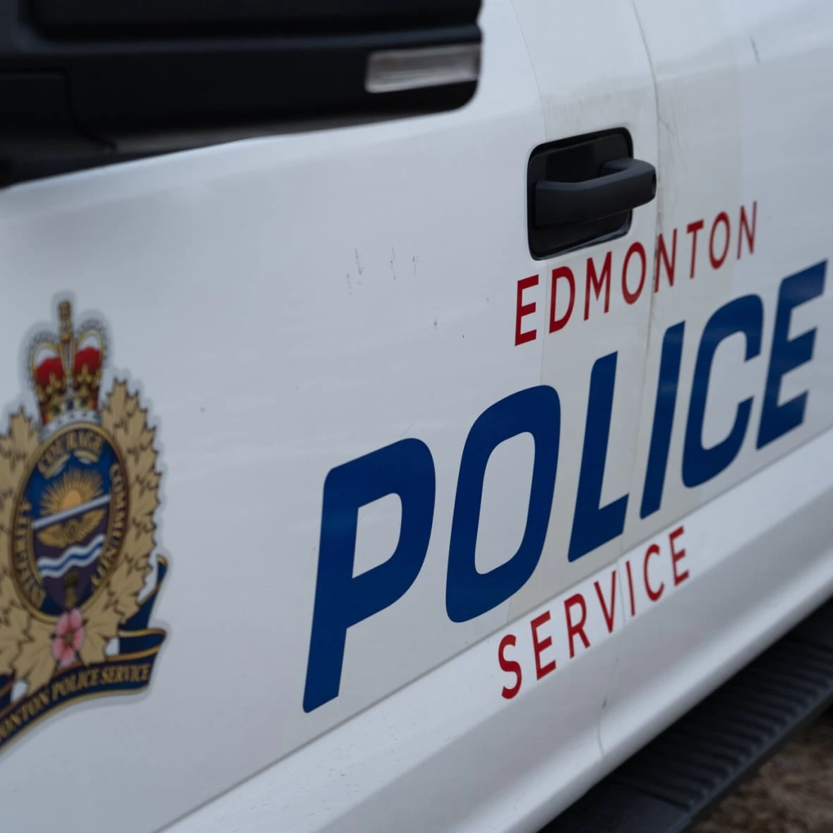 Edmonton police issue Amber Alert for 2-year-old