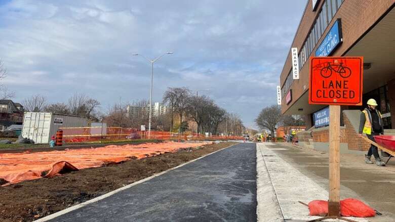 Locke Street North closed both ways at York Boulevard Thursday to Monday