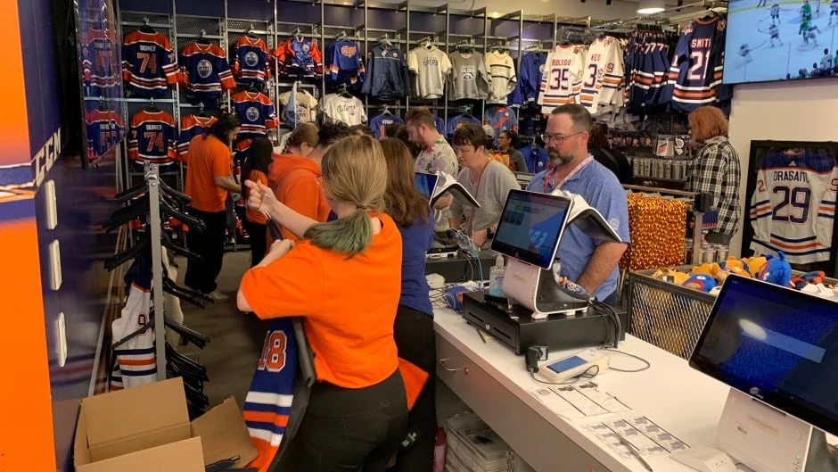 Excitement mounts as Oilers get set for Game 1 of Stanley Cup final