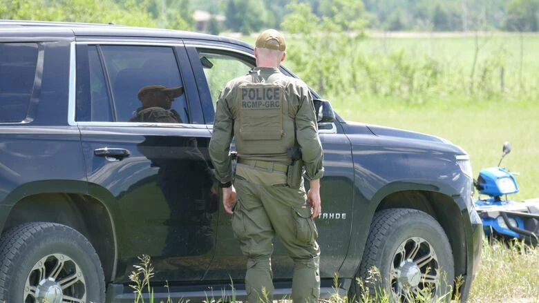 RCMP search Manitoba property for homicide suspect considered armed, dangerous