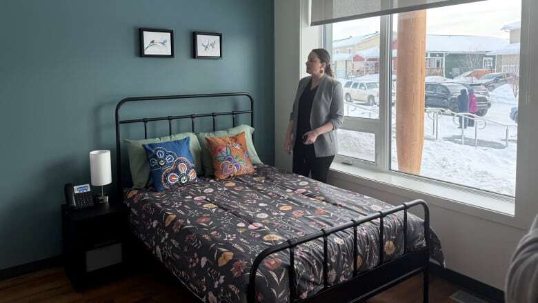 Indigenous-owned temporary housing facility for women and children opens in Whitehorse