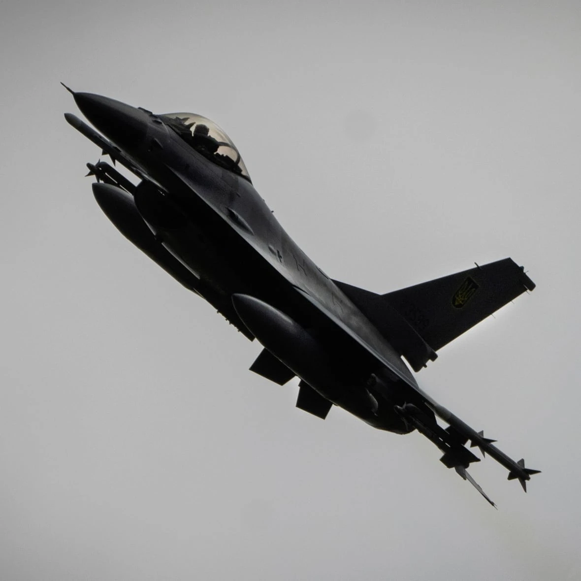 Pilot ejects from Ukraine F-16 fighter jet after incident, air force says