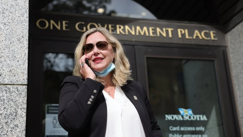 MLA Elizabeth Smith-McCrossin kicked out of Tory caucus